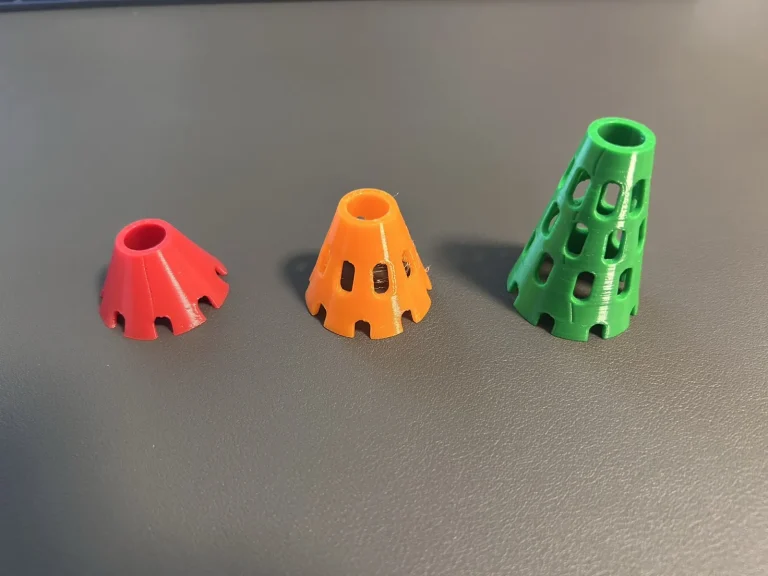 Red 20mm, orange 30mm and green 50mm flexible TPU golf simulator tees